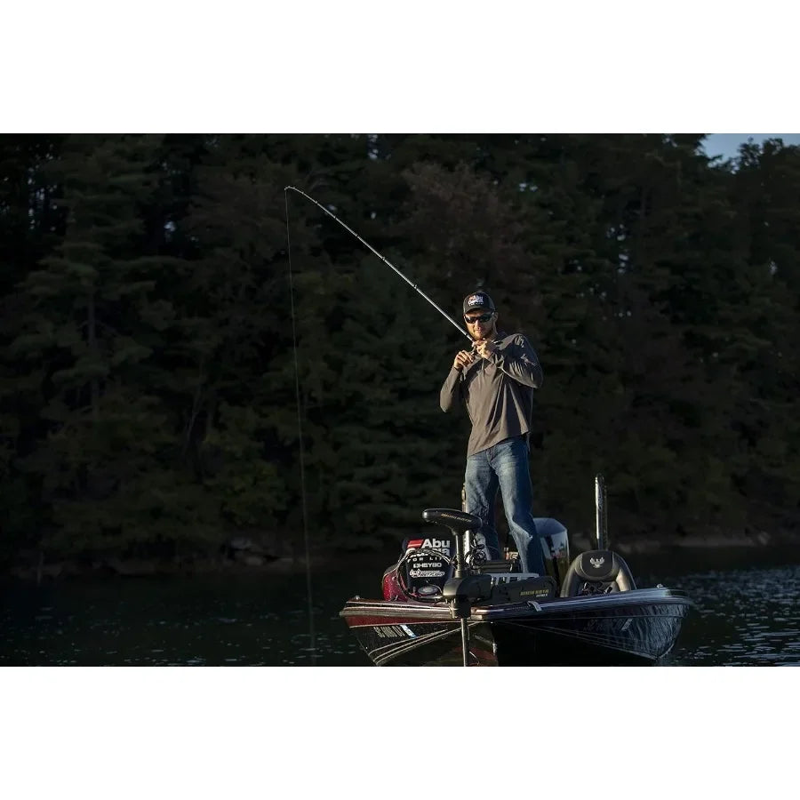Baitcast Fishing Reel For Heavy Duty Angling With Smooth Rotation