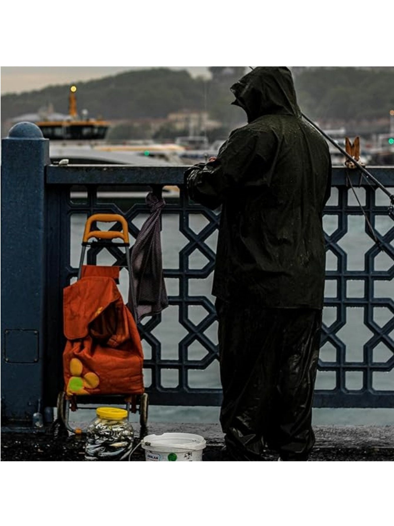 Ultra-Lite Waterproof Rain Suit For Men And Women With Pants